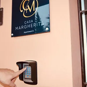 https://casa-margherita-56124.it-tuscanyhotel.com
